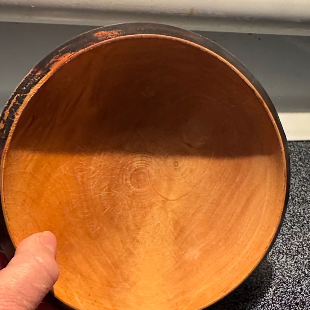 Handcrafted Wooden Bowl with Dark Rim - Picture 7 of 10